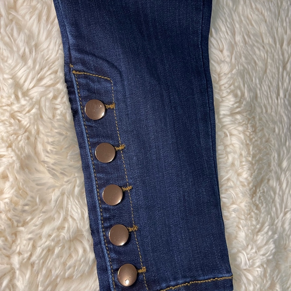 Jeans - Picture 4 of 4